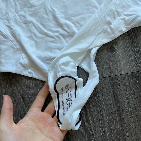 Lululemon asymmetrical bodysuit size M - Picture 3 of 3